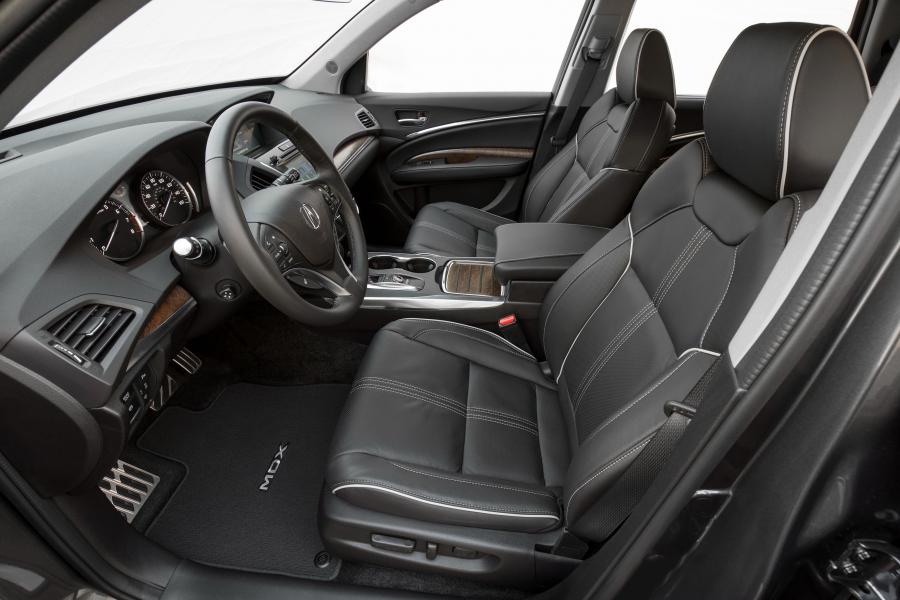 Интерьер Acura MDX Sport Hybrid (YD3) 2017 года  (фото 38 из 72)